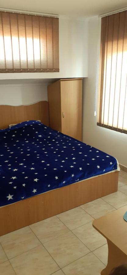 Pensiunea Lyo Două Mai Zimmer foto
